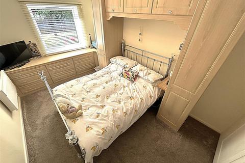 1 bedroom retirement property for sale, Andorra Court, Widmore Road, Bromley