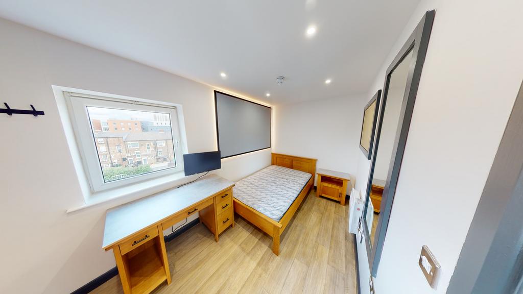 Apartment in Newcastle upon Tyne - View 2