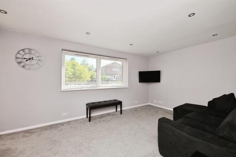 1 bedroom ground floor flat for sale, Highmill, Ware