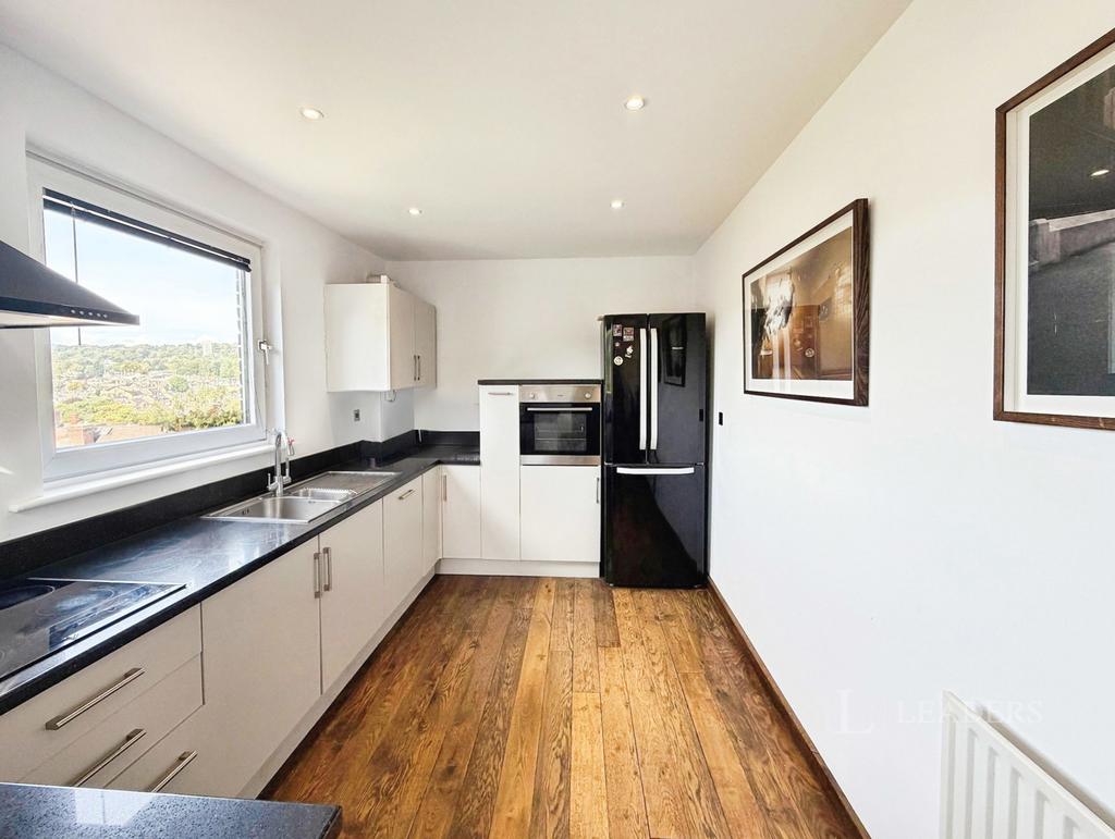 Apartment in Sheffield, Kenwood, Sharrow - View 3