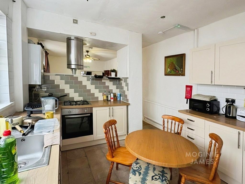House in Cardiff - View 3