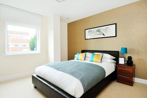 2 bedroom flat to rent, TRS Apartments, Southall, UB2