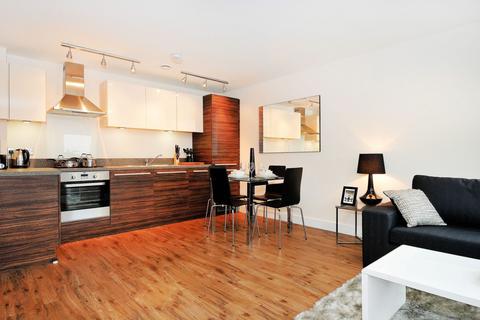 2 bedroom flat to rent, TRS Apartments, Southall, UB2