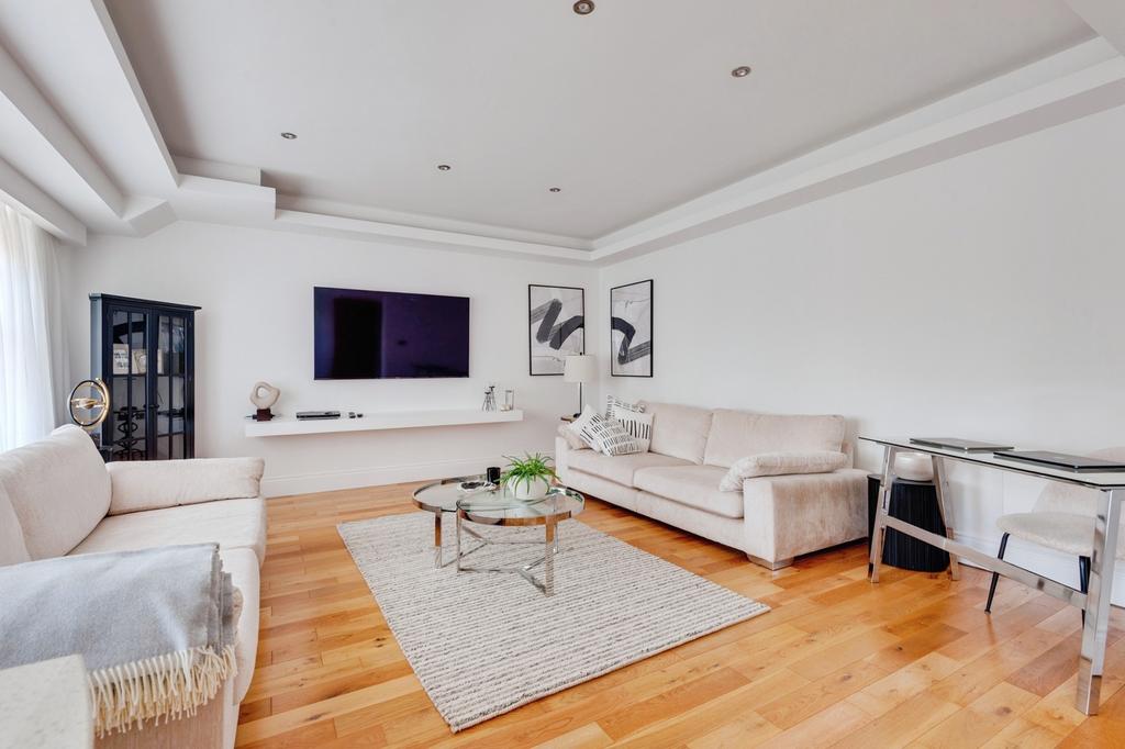 Apartment in Merseyside - View 2