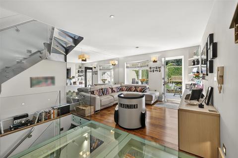 3 bedroom house for sale, Heath Passage, Hampstead, NW3