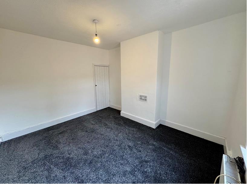 House in LEICESTER - More