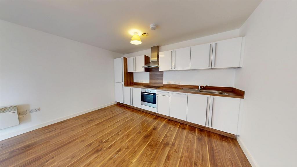 Apartment in Salford - View 5