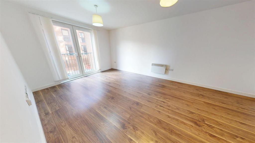 Apartment in Salford - More