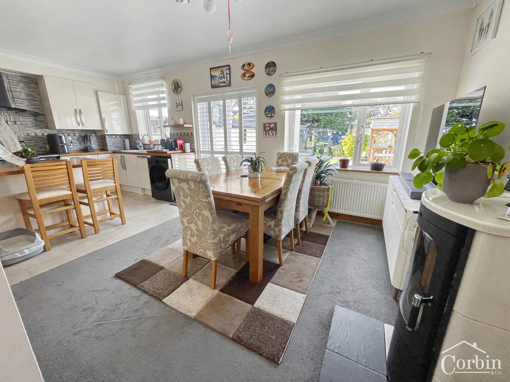 House in Redhill - View 4