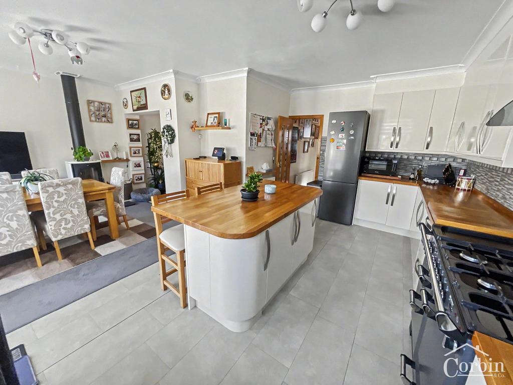 House in Redhill - View 5