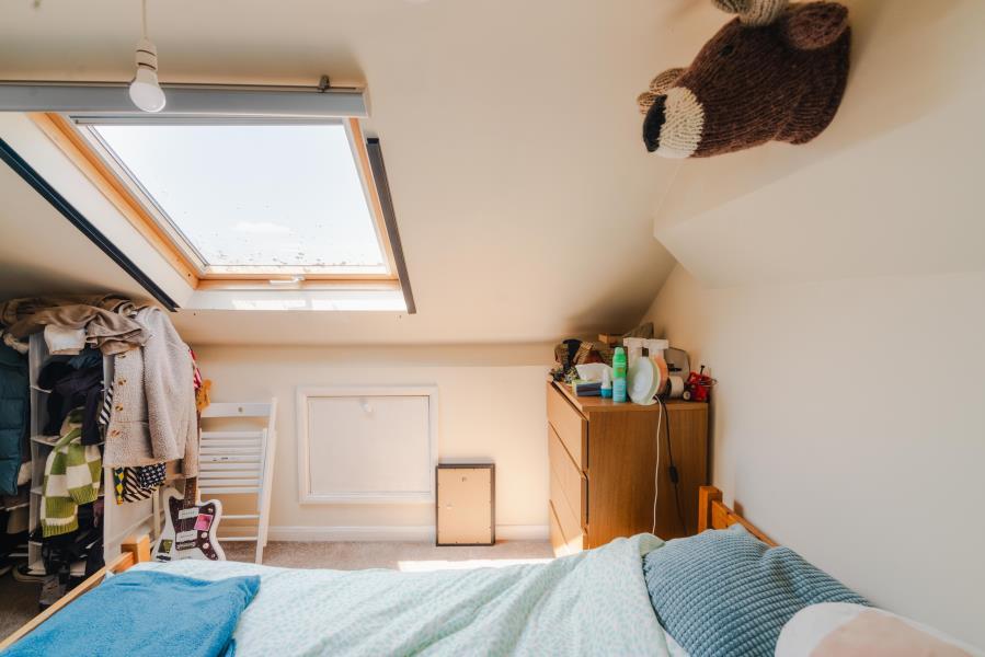 Apartment in Bristol - More