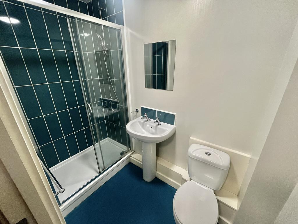 Apartment in Nottingham, Nottinghamshire - View 3
