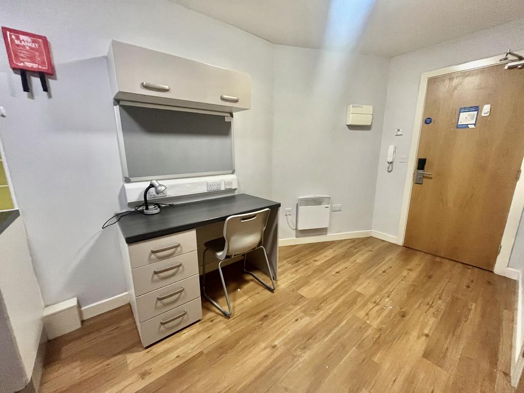 Apartment in Nottingham, Nottinghamshire - More