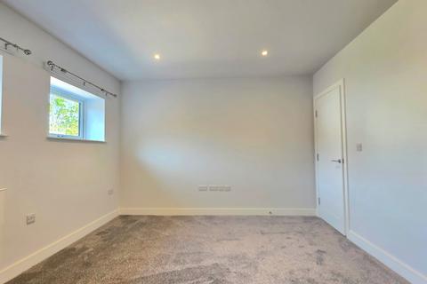 1 bedroom flat to rent, Park Road, Worsborough, S70