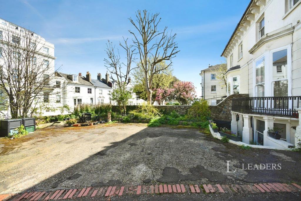 House in Brighton - View 2