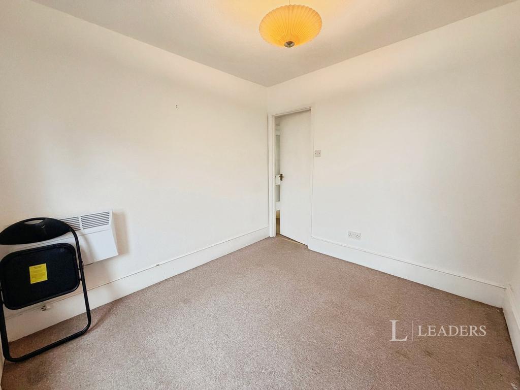 House in Brighton - View 4