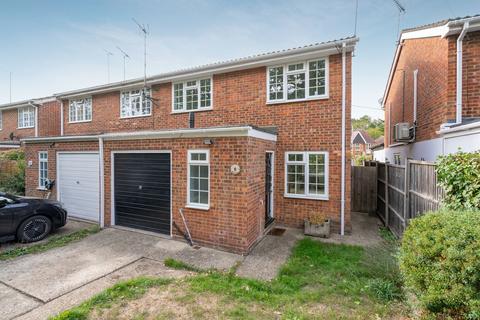 3 bedroom semi-detached house to rent, Kennel Ride, Ascot