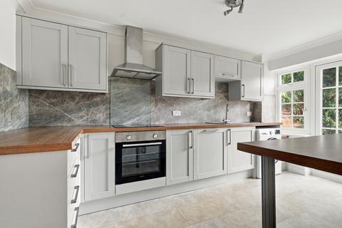 3 bedroom semi-detached house to rent, Kennel Ride, Ascot