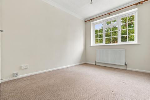 3 bedroom semi-detached house to rent, Kennel Ride, Ascot