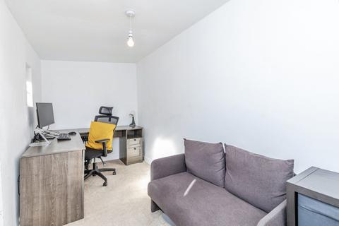 5 bedroom end of terrace house for sale, Canterbury Street, Kent ME7