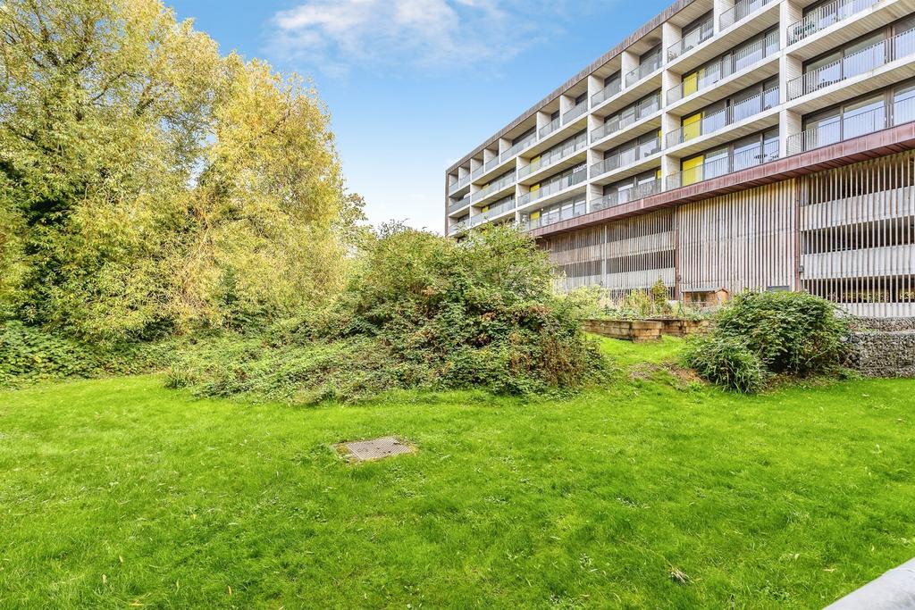 Apartment in Bristol