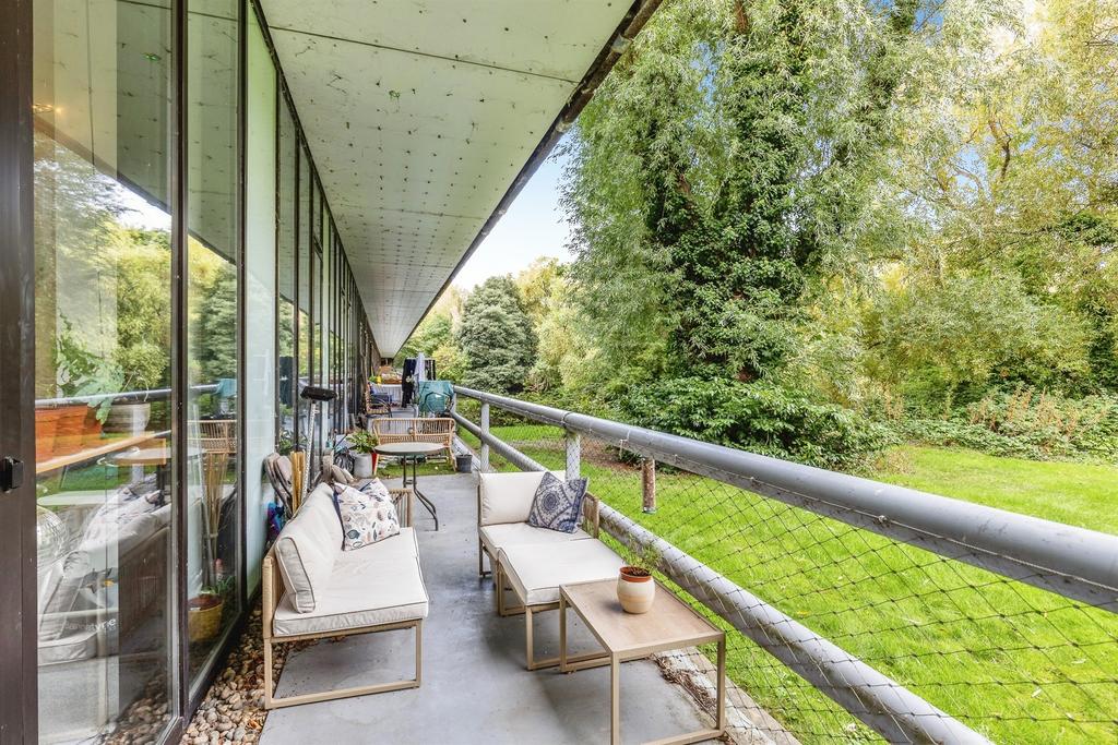 Apartment in Bristol - View 4
