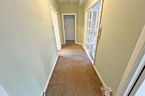 3 bedroom apartment for sale, Stoneygate Court, Leicester, Leicestershire, LE2 2AH