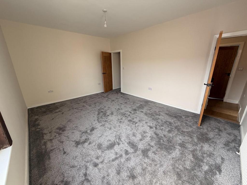 House in Sheffield, Sharrow Vale, Broomhill - View 5