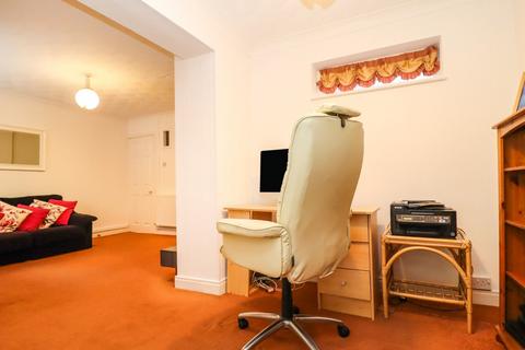 2 bedroom bungalow for sale, Tasman Close, Old Hall, Warrington