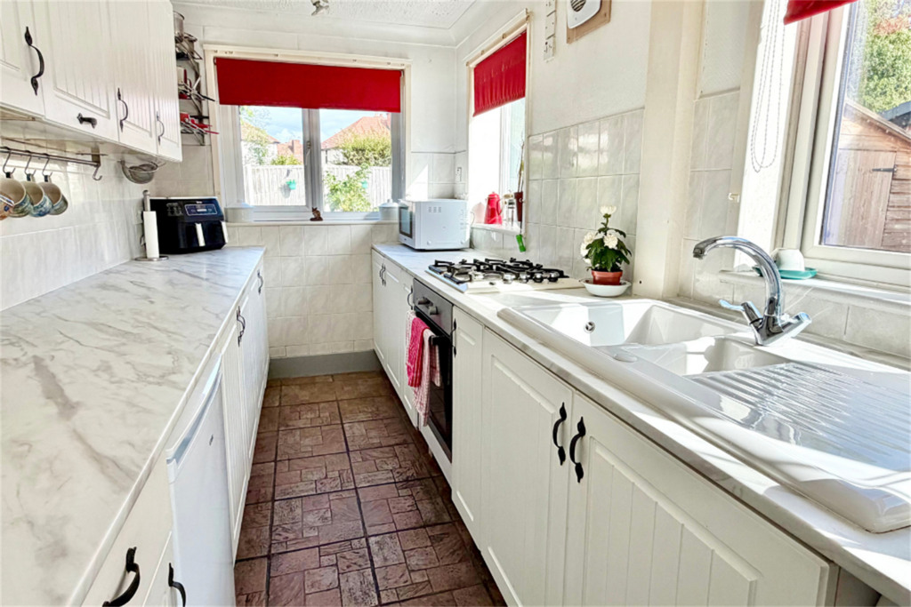 House in Nottingham - View 3