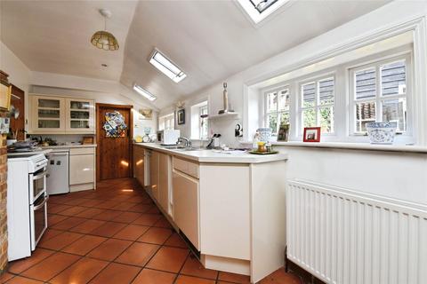 2 bedroom detached house for sale, High Street, Ongar, Essex, CM5