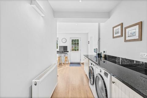 5 bedroom semi-detached house for sale, Templedene Avenue, Staines-upon-Thames, TW18