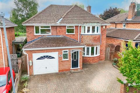 4 bedroom detached house for sale, Redfern Avenue, Worcester WR5