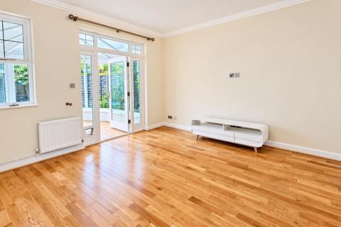 2 bedroom terraced house to rent, The Orchard, Virginia Water