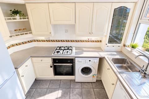 2 bedroom terraced house to rent, The Orchard, Virginia Water