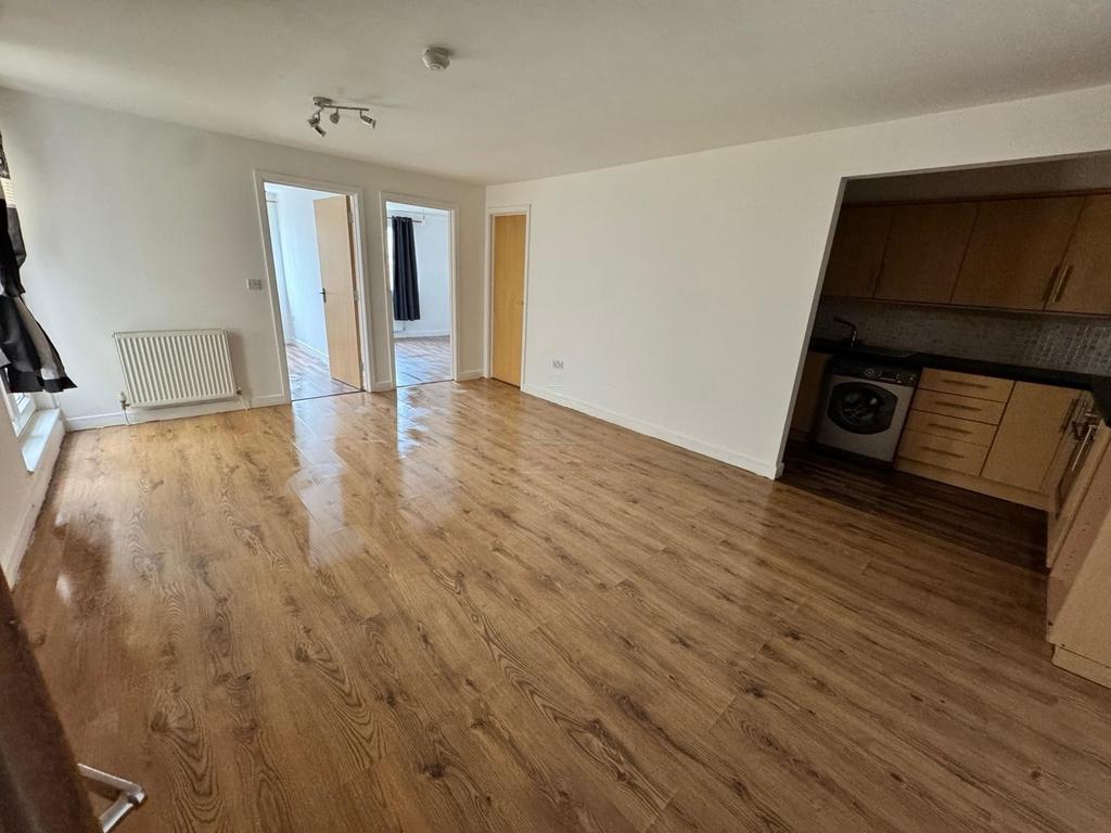 Apartment in Cardiff - View 2