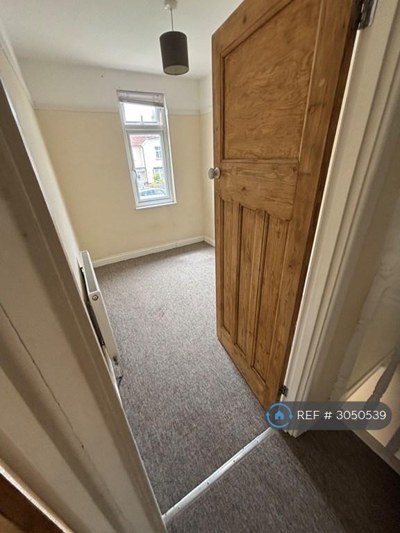 House in Horfield, Bristol - View 4