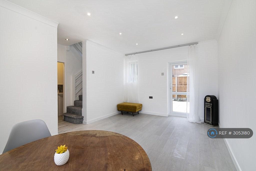 House in London - View 4