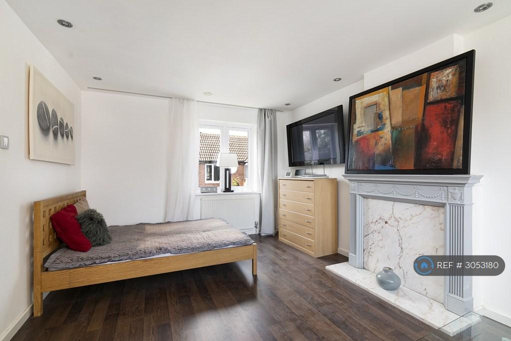 House in London - More