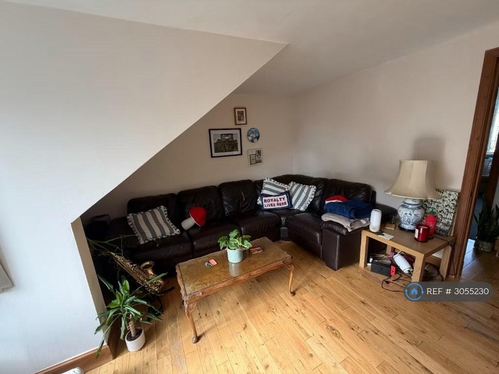 Apartment in Edinburgh, Leith - View 4