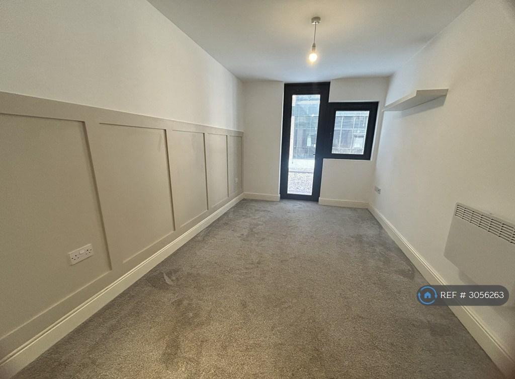 Apartment in Bristol - View 4