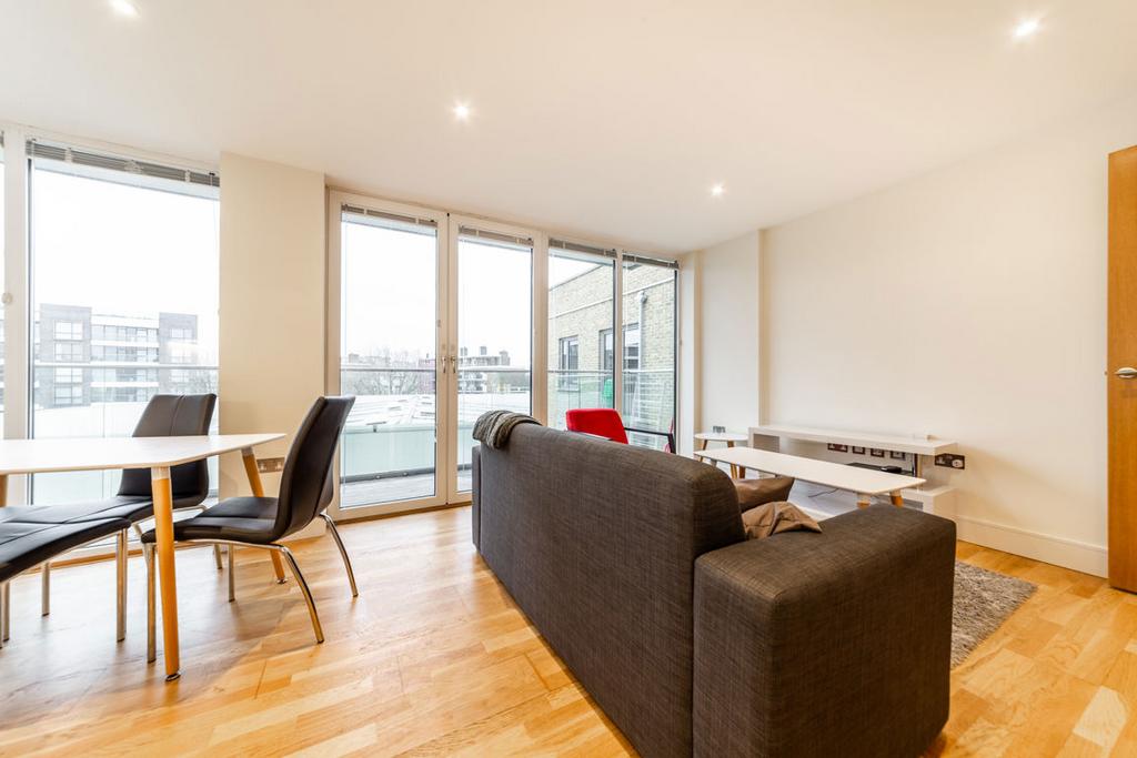 Apartment in London - View 5