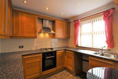 2 bedroom flat to rent, Rockley View Court, The Walk, Birdwell