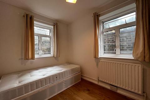 undefined, Ground Floor Flat Rear, 208 Fulham Palace Road, London, London, W6