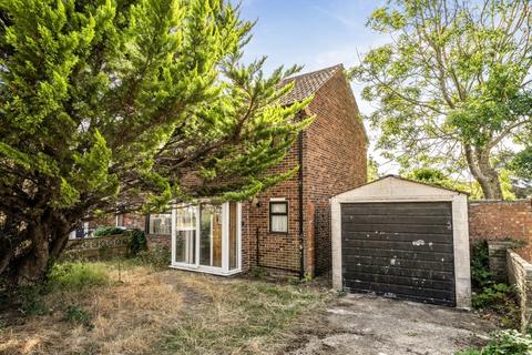 3 bedroom end of terrace house for sale, Kempton Avenue, Northolt, UB5 4HG