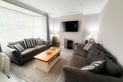 2 bedroom semi-detached house for sale, Cresswell Road, Wallsend
