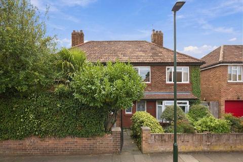 4 bedroom house for sale, Murray Road, Richmond TW10
