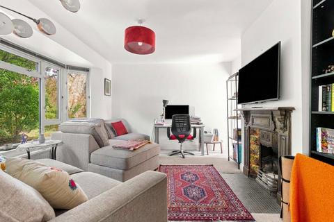 4 bedroom house for sale, Murray Road, Richmond TW10