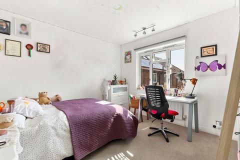 4 bedroom house for sale, Murray Road, Richmond TW10
