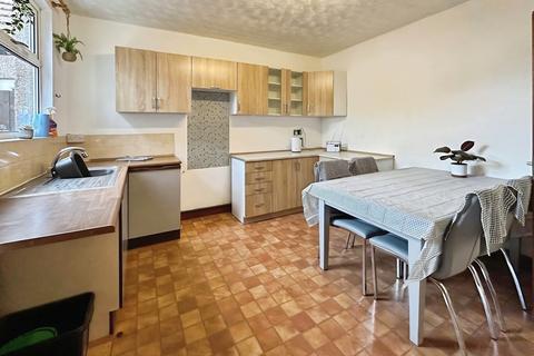3 bedroom end of terrace house for sale, 8 Jodrell Street, Abbey Green, Nuneaton, Warwickshire CV11 5EE